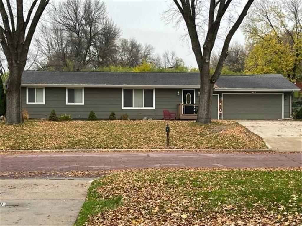 718 19th Street Windom MN 56101 6452480 image1