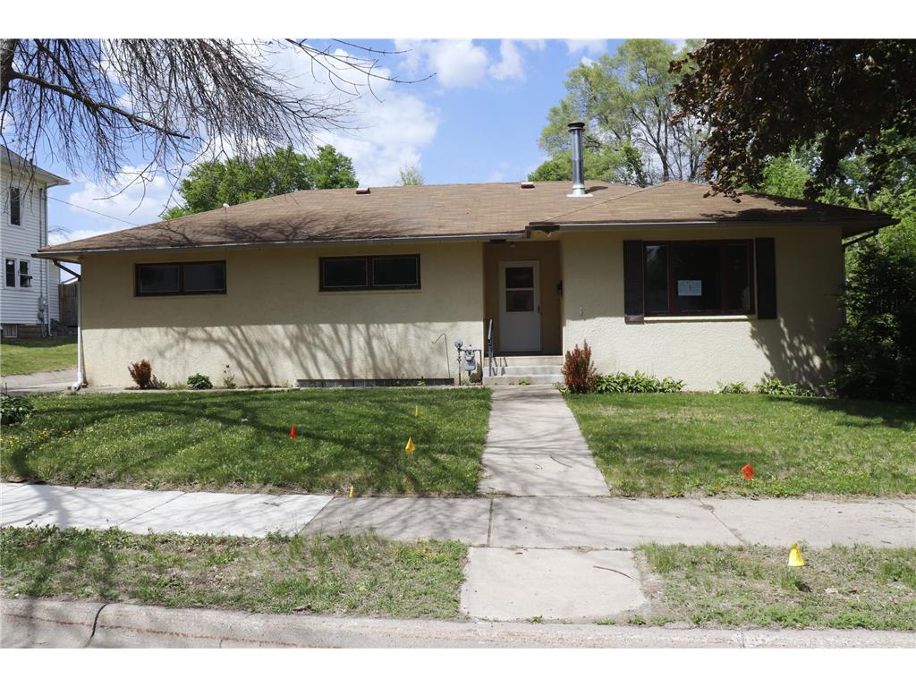 718 1st Street SW Faribault MN 55021 6723278 image1