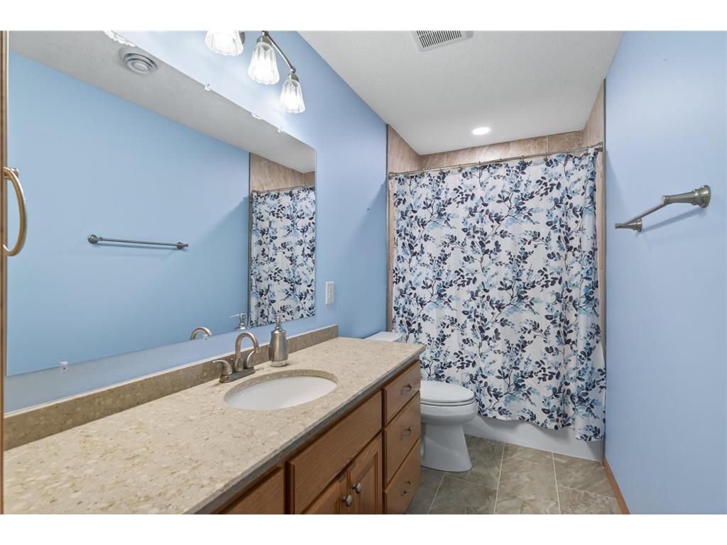 718 209th Lane NW Oak Grove MN 55011 7083740 image36