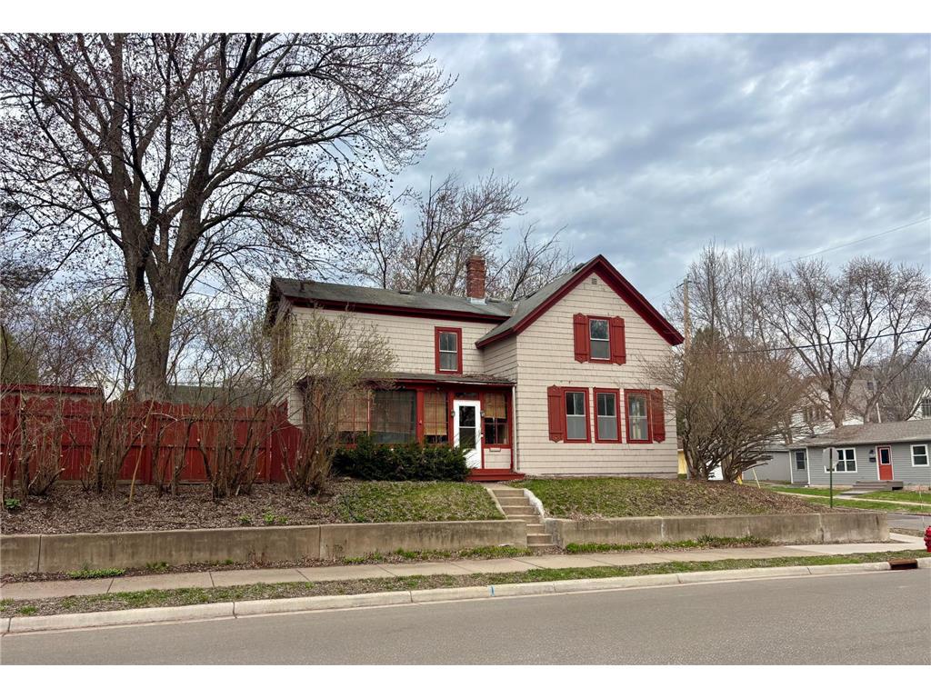 718 4th Street N Stillwater MN 55082 6709195 image1