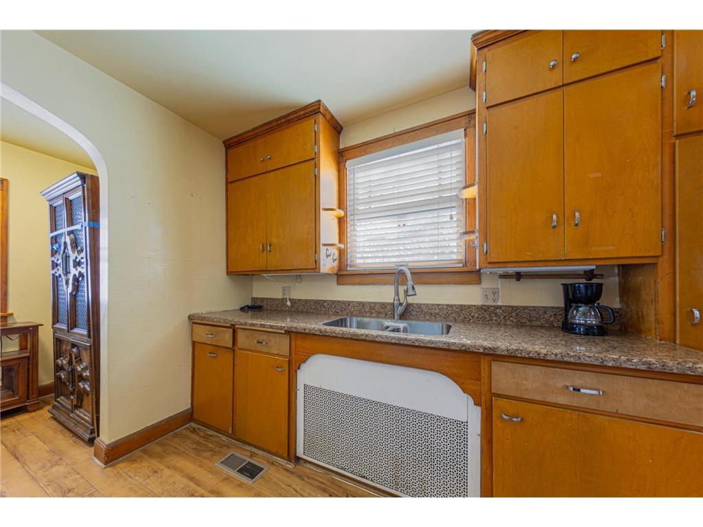 718 6th Street N Saint James MN 56081 7026640 image10