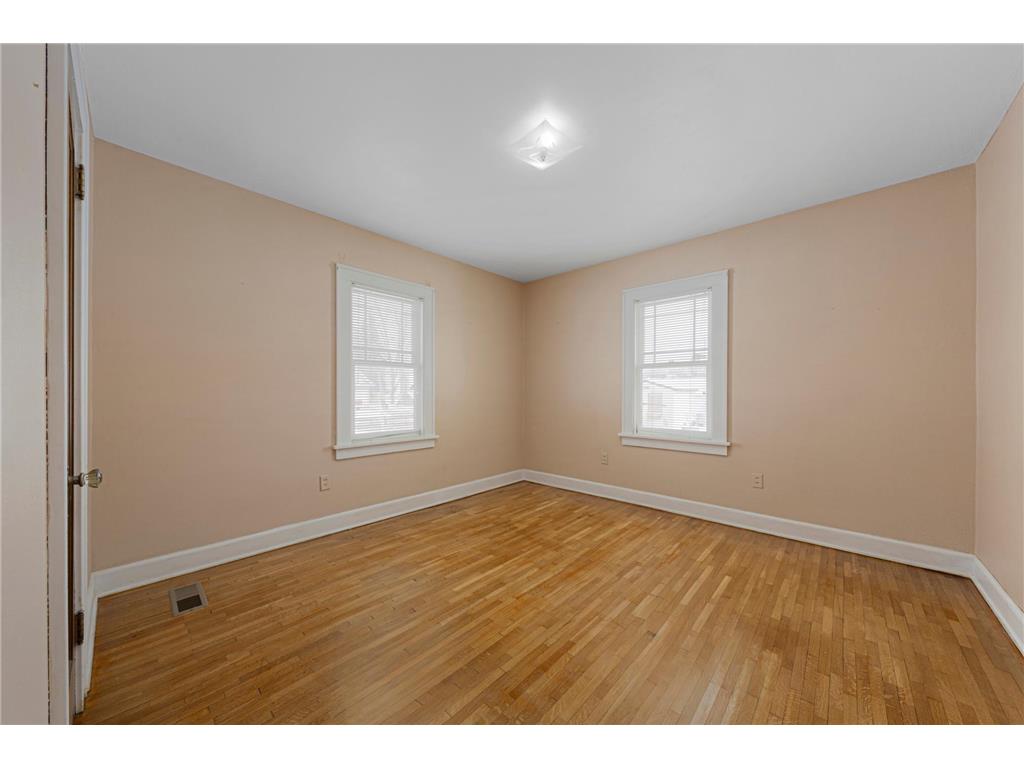 718 6th Street N Saint James MN 56081 7026640 image16