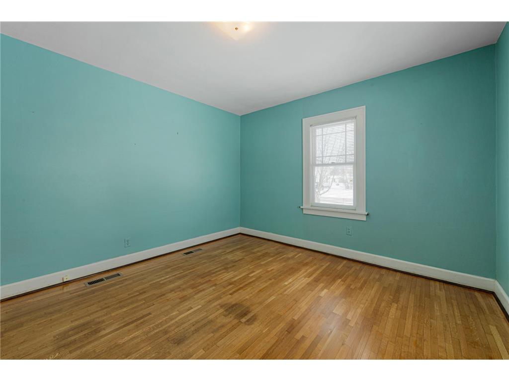 718 6th Street N Saint James MN 56081 7026640 image21