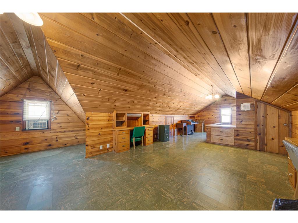 718 6th Street N Saint James MN 56081 7026640 image28