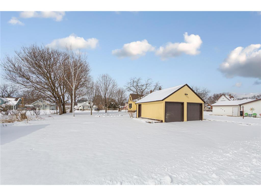 718 6th Street N Saint James MN 56081 7026640 image43