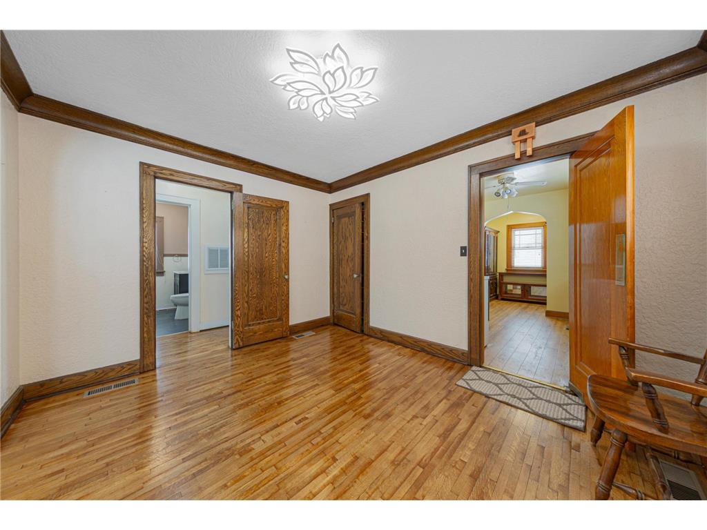 718 6th Street N Saint James MN 56081 7026640 image9