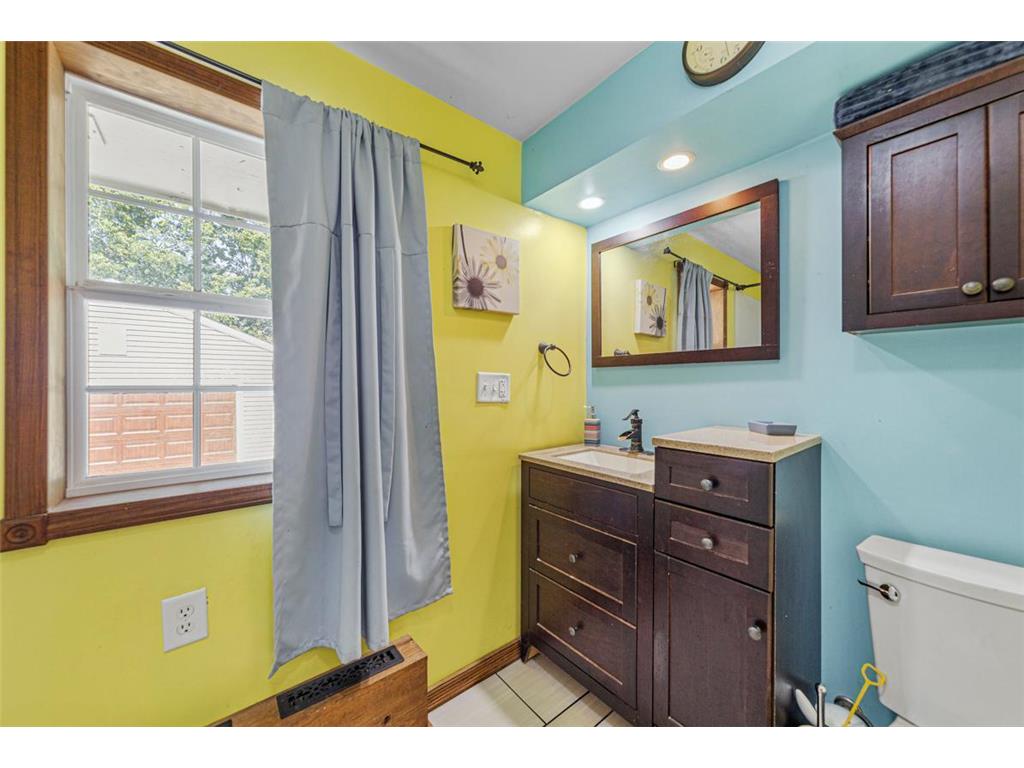 718 6th Street NW Faribault MN 55021 6794872 image30