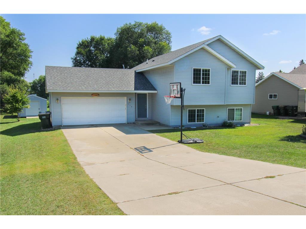 718 Country Club Drive SW Melrose MN 56352 6424558 image1