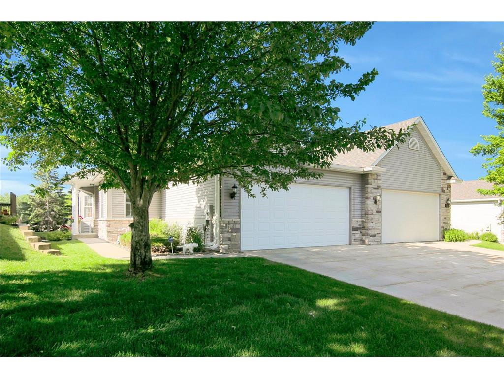 718 Gilfillan Lane, White Bear Twp, MN, 55127 MLS 7290155 Edina Realty