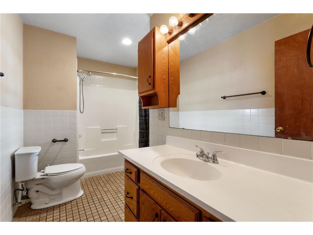 718 Jackson Street Anoka MN 55303 6824818 image9