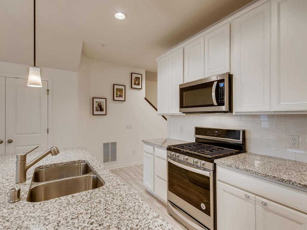 718 Maggie Way Chanhassen MN 55317 7090328 image11