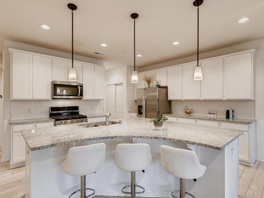 718 Maggie Way Chanhassen MN 55317 7090328 image12