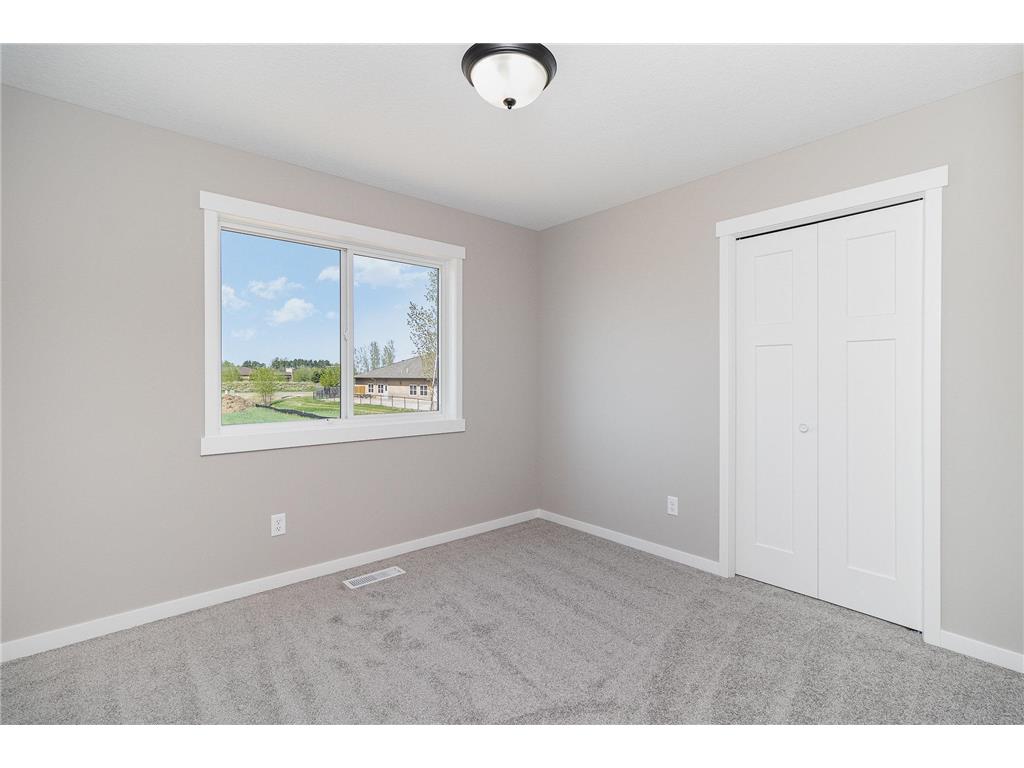 718 Margaret Lane NE Isanti MN 55040 6808198 image12