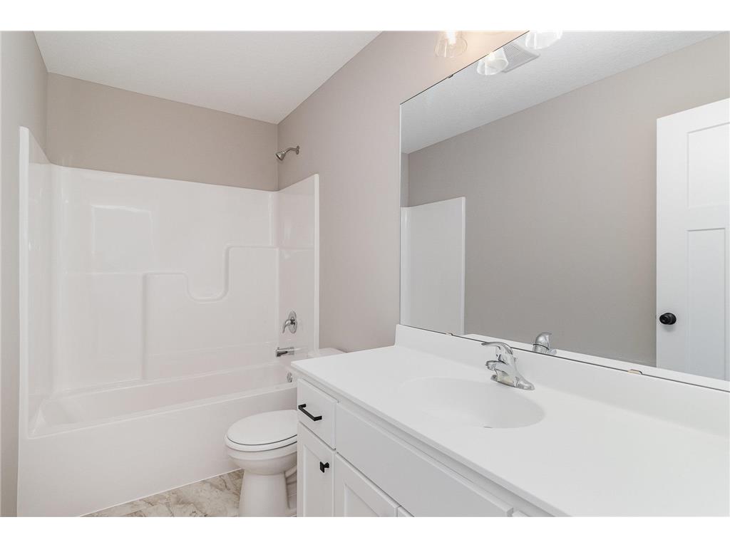 718 Margaret Lane NE Isanti MN 55040 7095138 image13