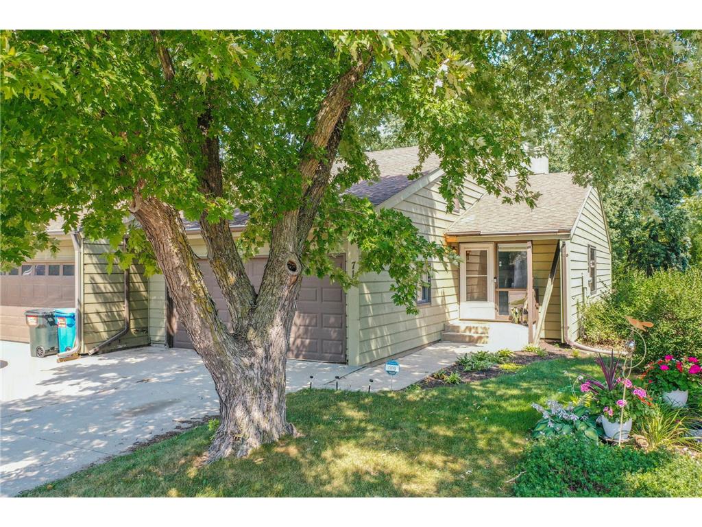 718 Neville Court SE Rochester MN 55904 6415000 image1