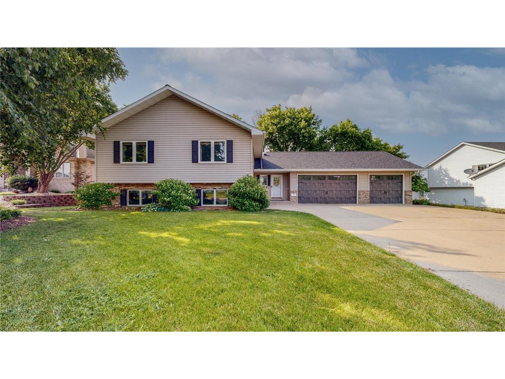 718 S Park Drive, Hastings, MN, 55033 MLS 6393927 Edina Realty