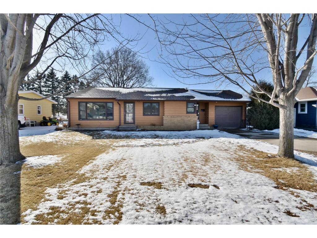 718 Stearns Avenue Paynesville MN 56362 7026772 image1