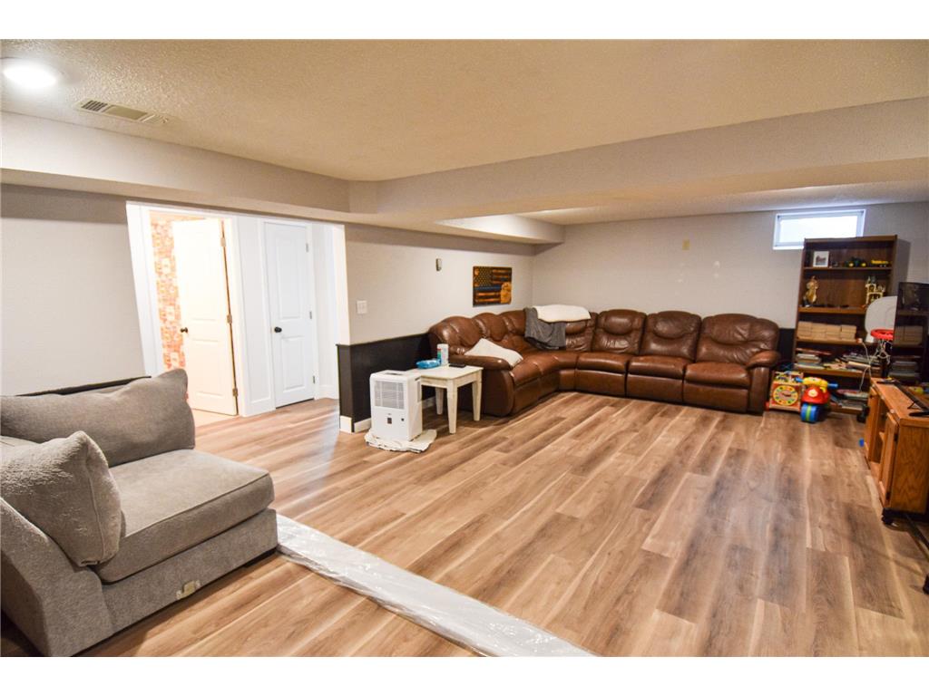718 Stephen Avenue Stephen MN 56757 7096258 image40