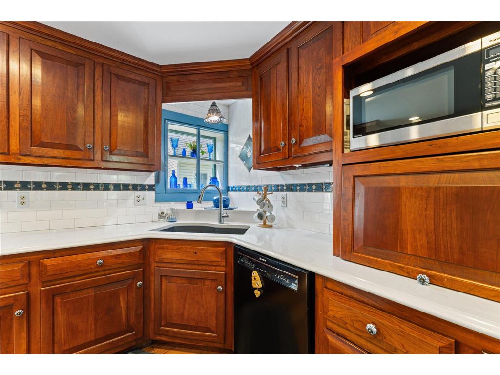 718 Vermillion Street Hastings MN 55033 7067178 image41