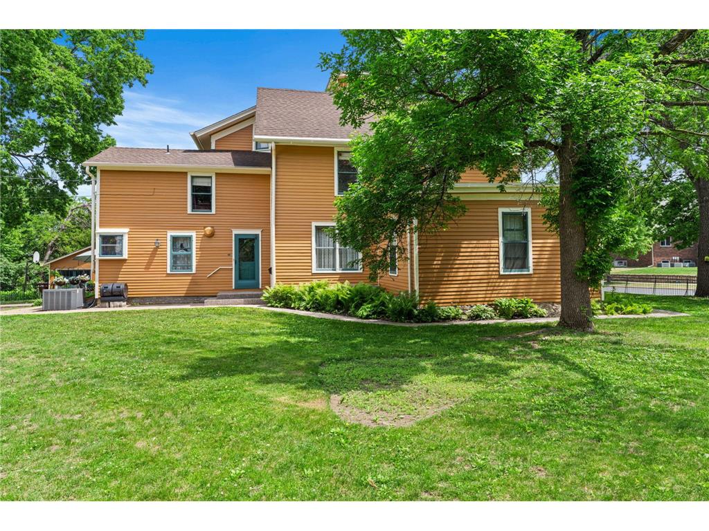 718 Vermillion Street Hastings MN 55033 7067178 image99