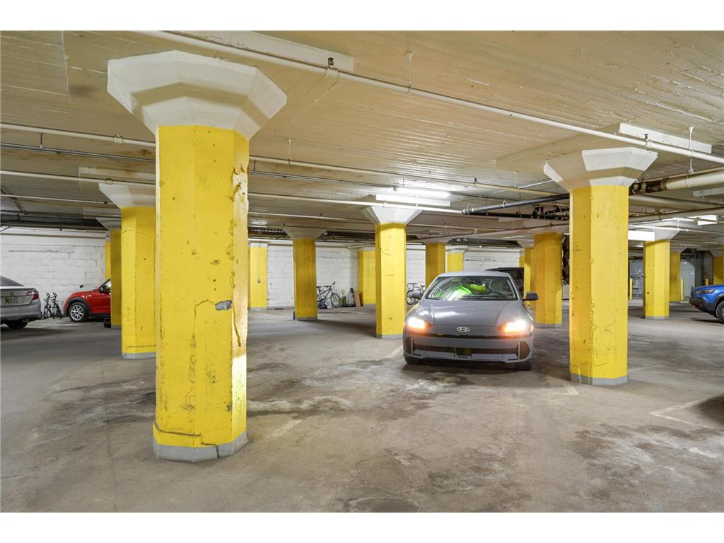 718 Washington Avenue N #503 Minneapolis MN 55401 7015053 image32