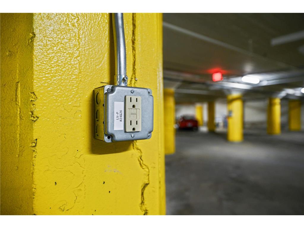 718 Washington Avenue N #503 Minneapolis MN 55401 7015053 image33