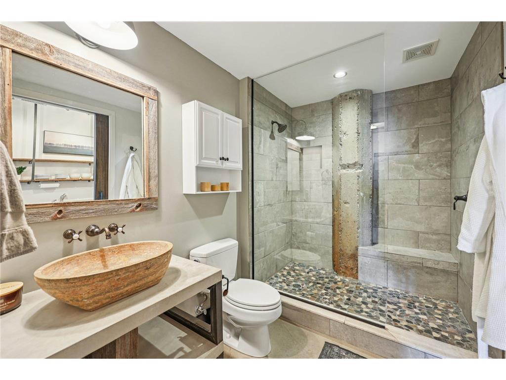 718 Washington Avenue N #506 Minneapolis MN 55401 7041844 image20