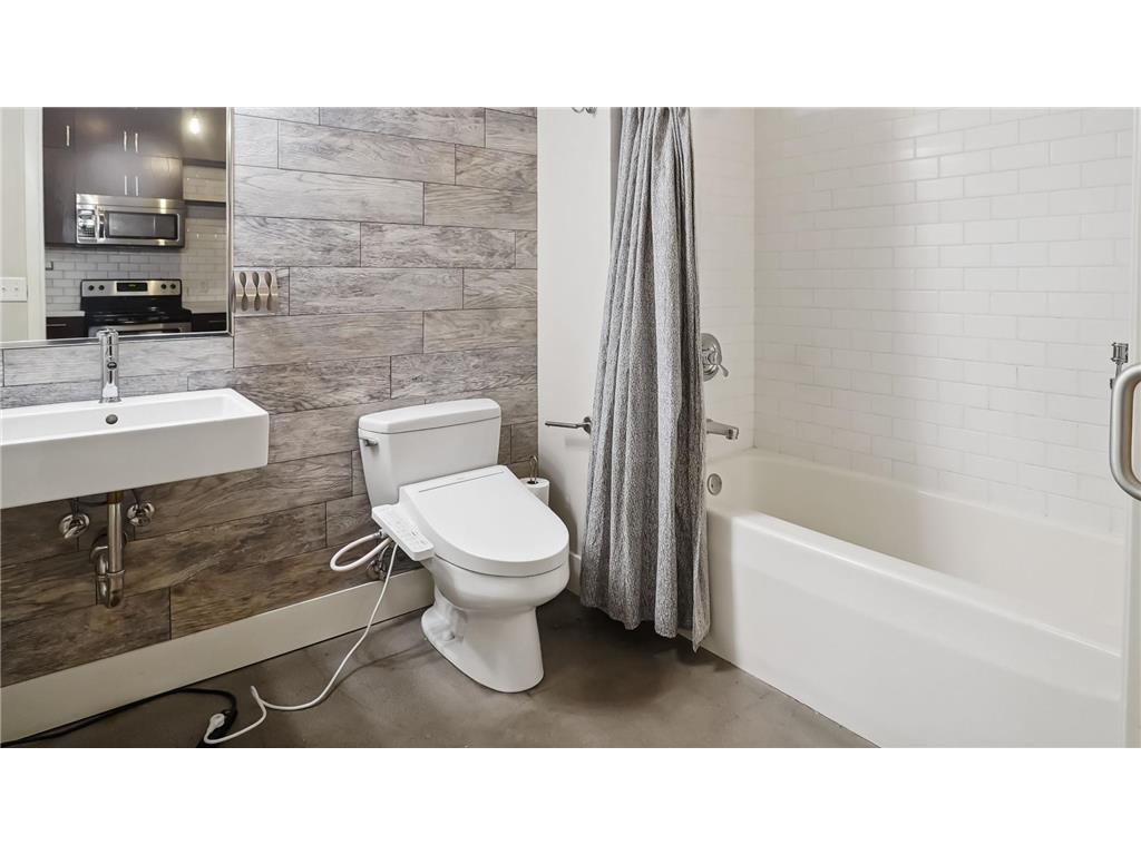 718 Washington Avenue N #514 Minneapolis MN 55401 7094959 image16