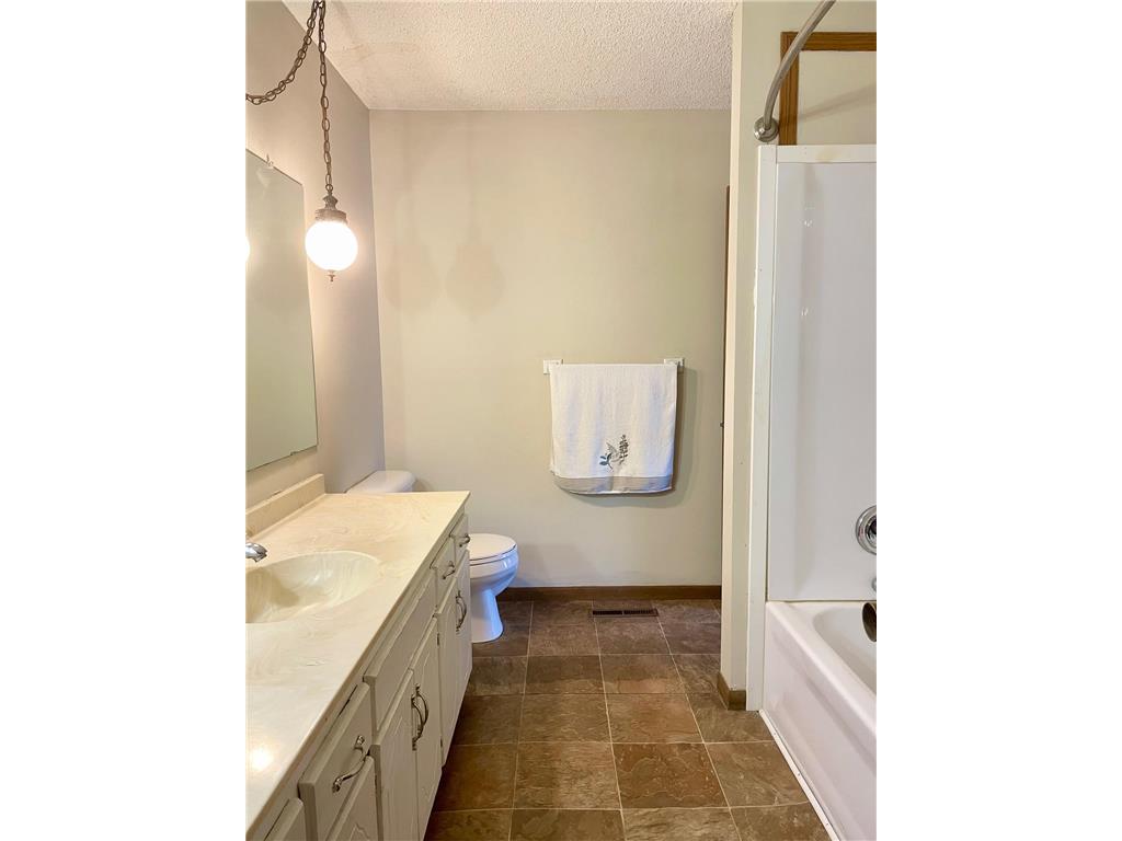 7180 Unity Avenue N Brooklyn Center MN 55429 6811222 image15