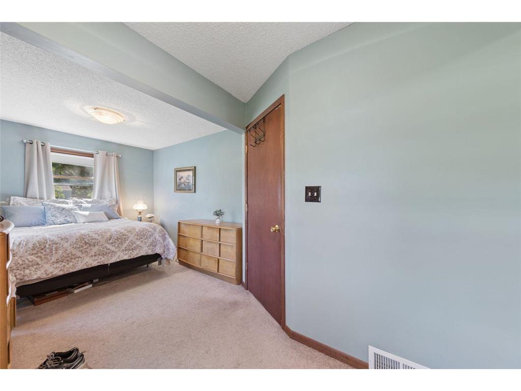 7181 Lakeview Drive Lino Lakes MN 55014 6776501 image10