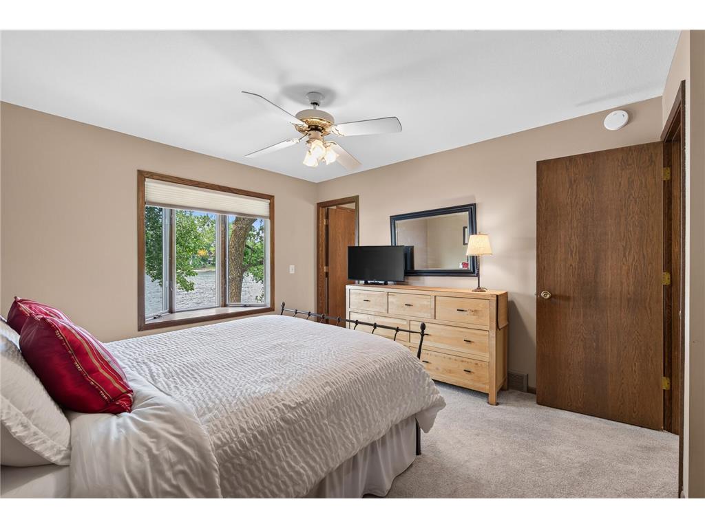 7183 Birchview Road Maple Grove MN 55369 - Cedar Island Lake 7089163 image12