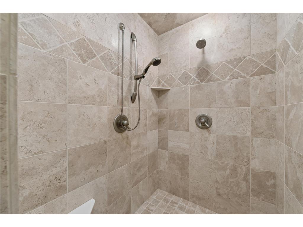 7188 Waterstone Lane Woodbury MN 55125 7028356 image20