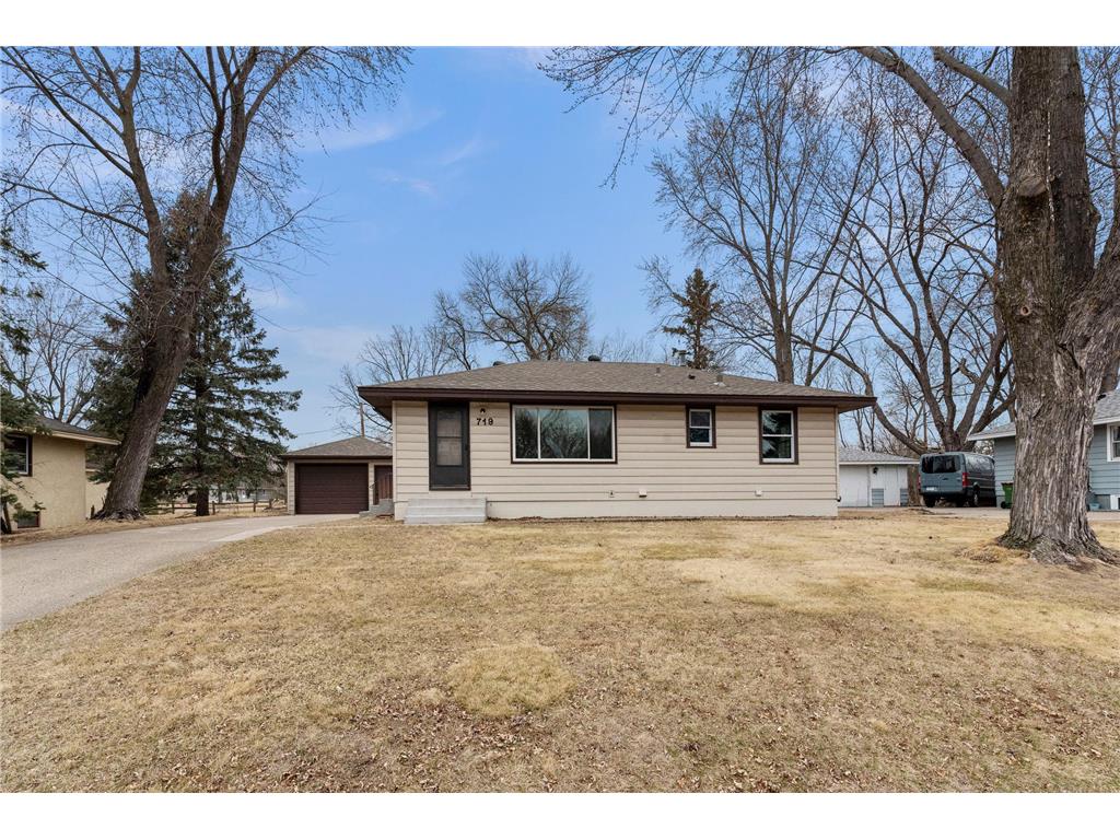 719 113th Avenue NW Coon Rapids MN 55448 6689029 image1