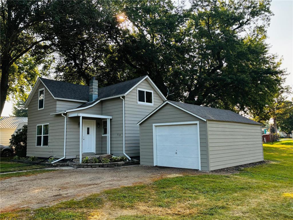 719 2nd Avenue Brewster MN 56119 7083555 image1