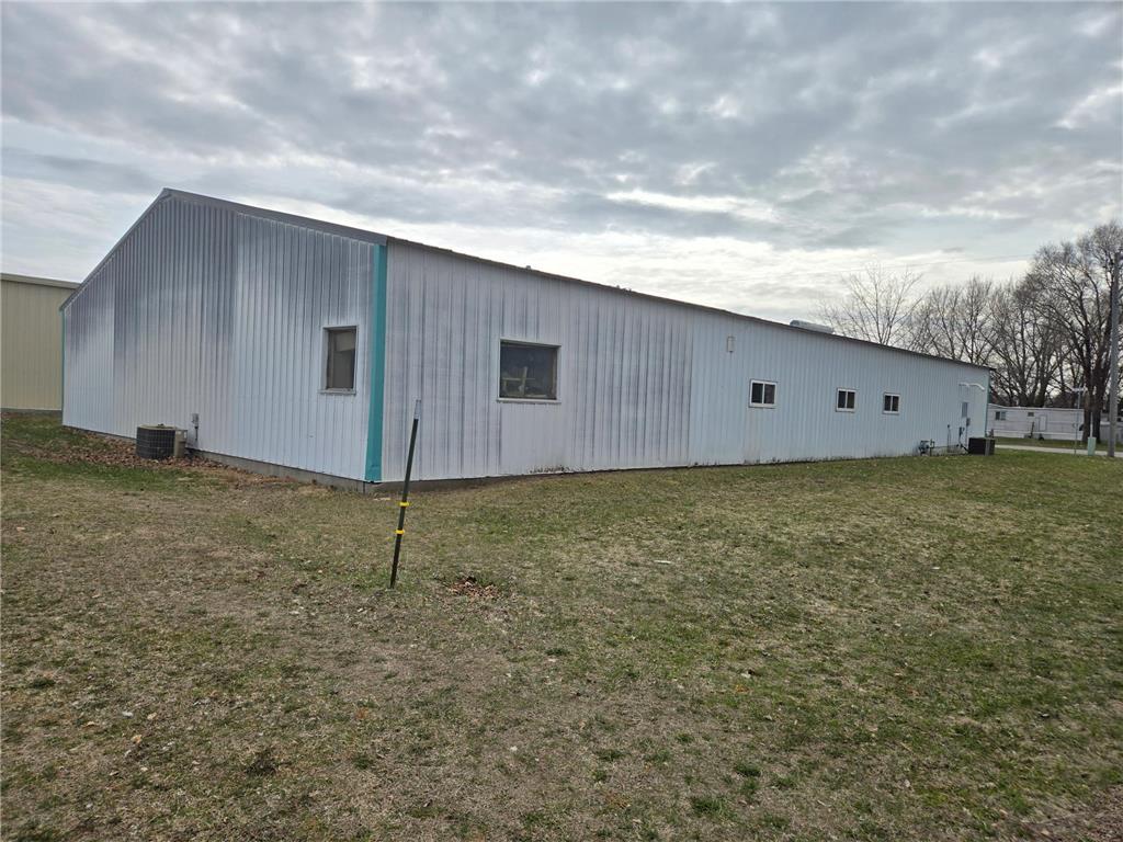 719 7th Street N Northwood IA 50459 7052557 image1