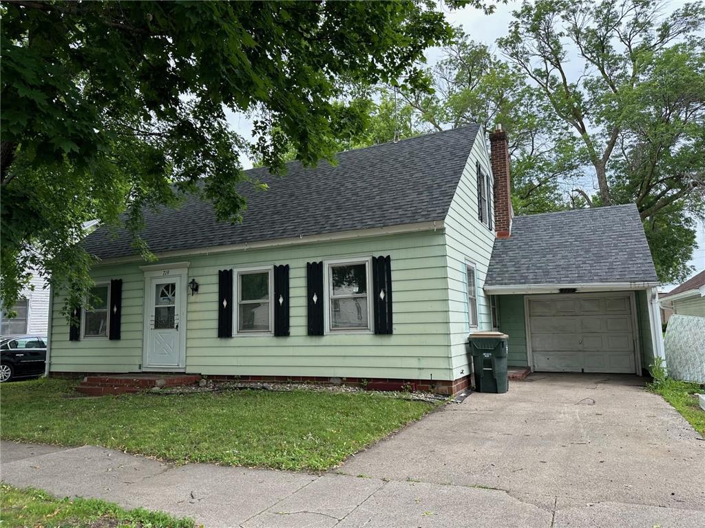 719 9th Street E Glencoe MN 55336 6586389 image1