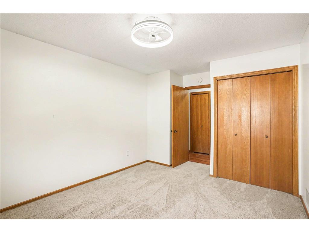 719 Evergreen Court Burnsville MN 55337 7115103 image11