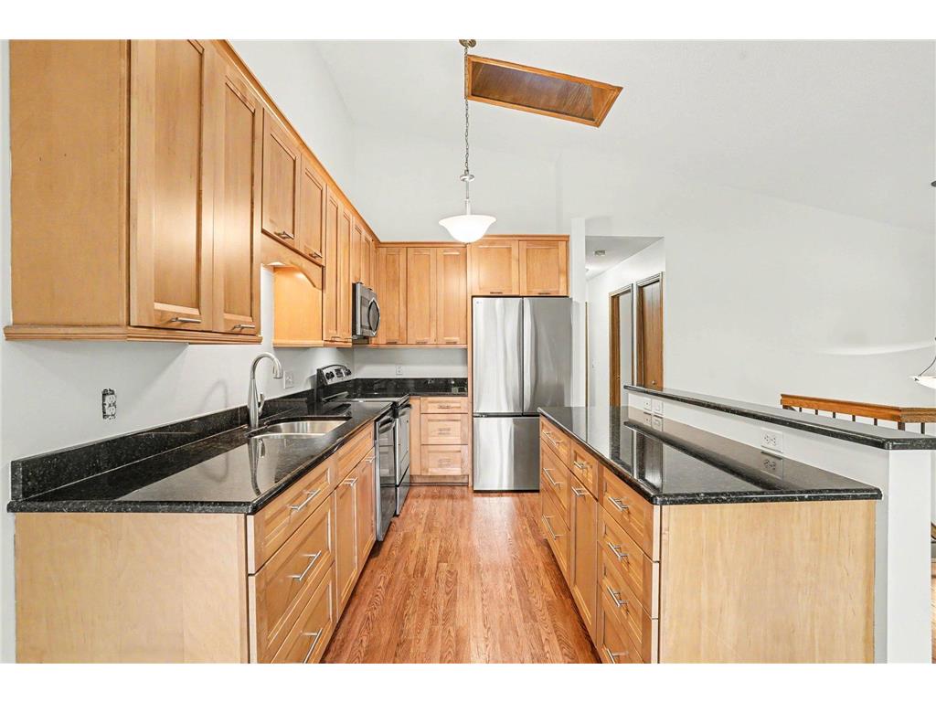 719 Evergreen Court Burnsville MN 55337 7115103 image9