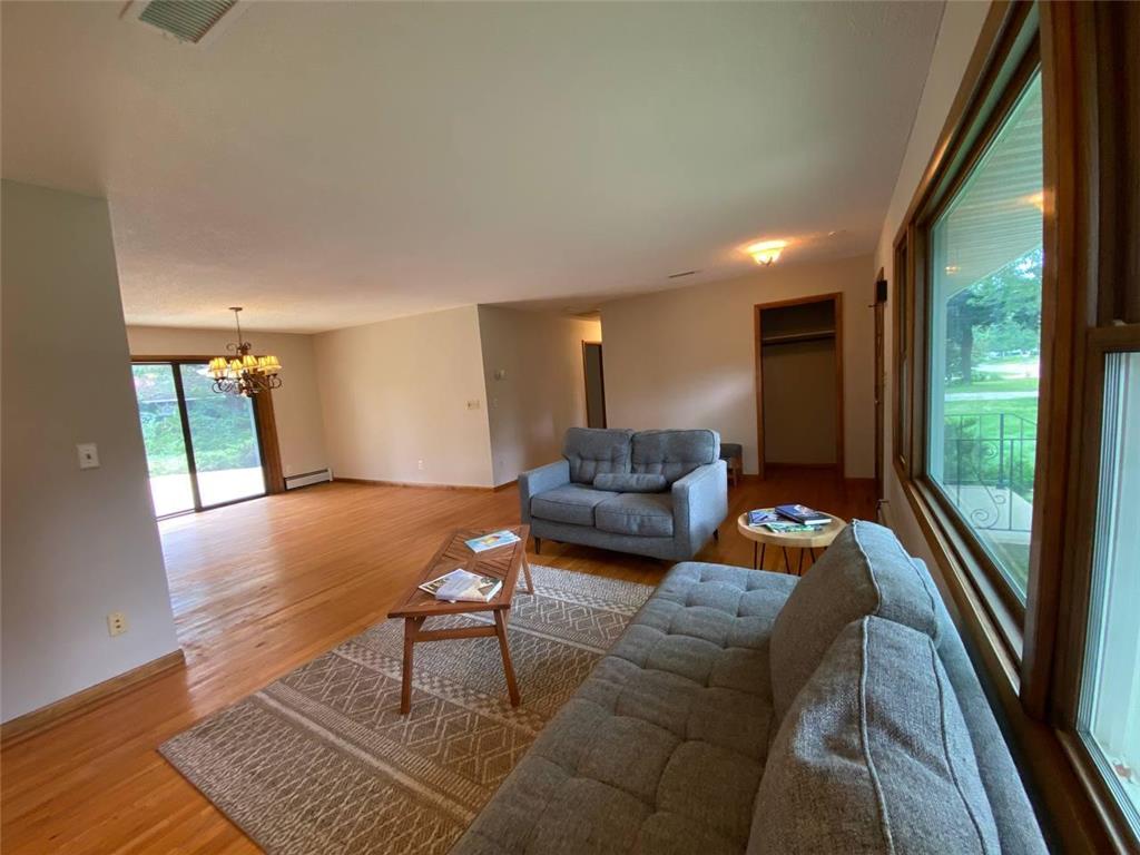 719 Grandview Avenue W Roseville MN 55113 6780674 image1