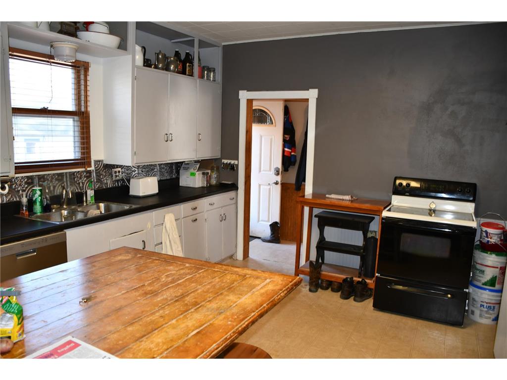 719 Horace Avenue N Thief River Falls MN 56701 6781115 image11