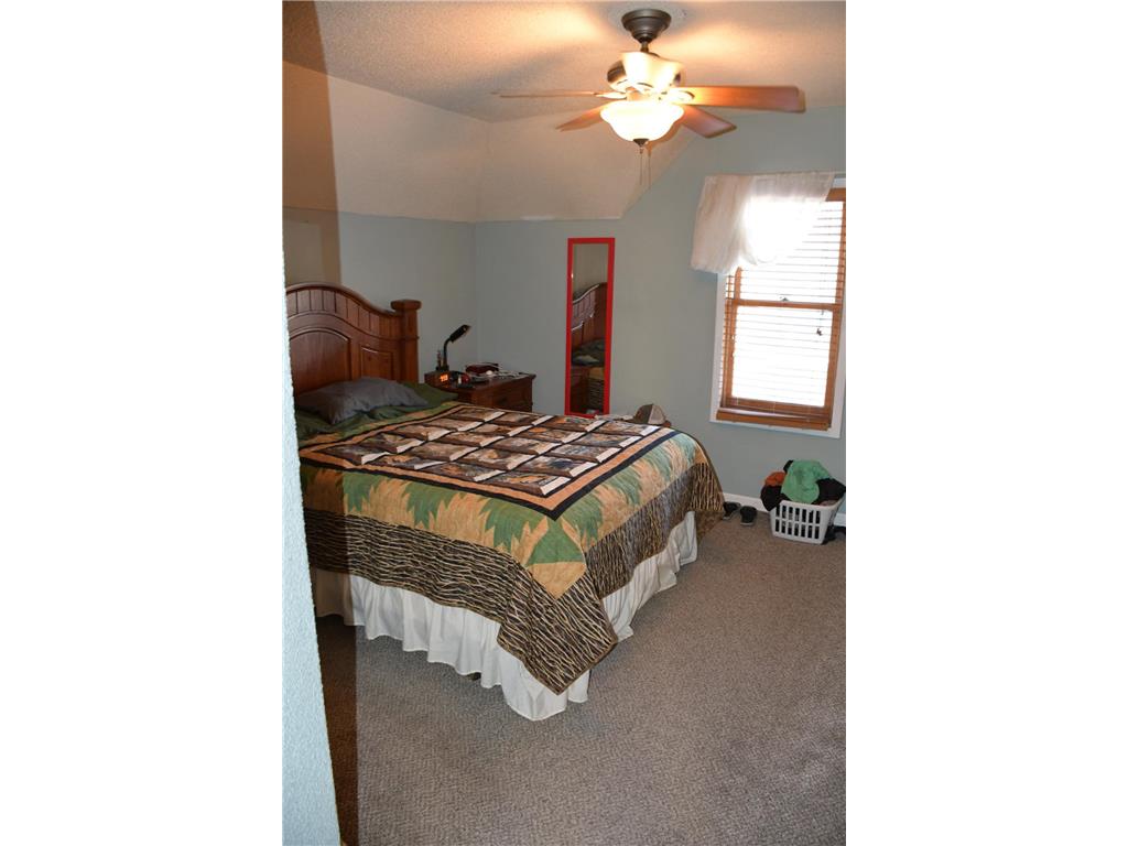 719 Horace Avenue N Thief River Falls MN 56701 6781115 image17