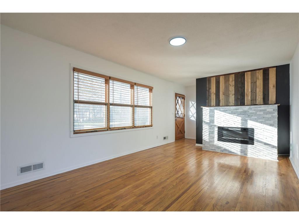 719 Keniston Street N Champlin MN 55316 6817561 image6