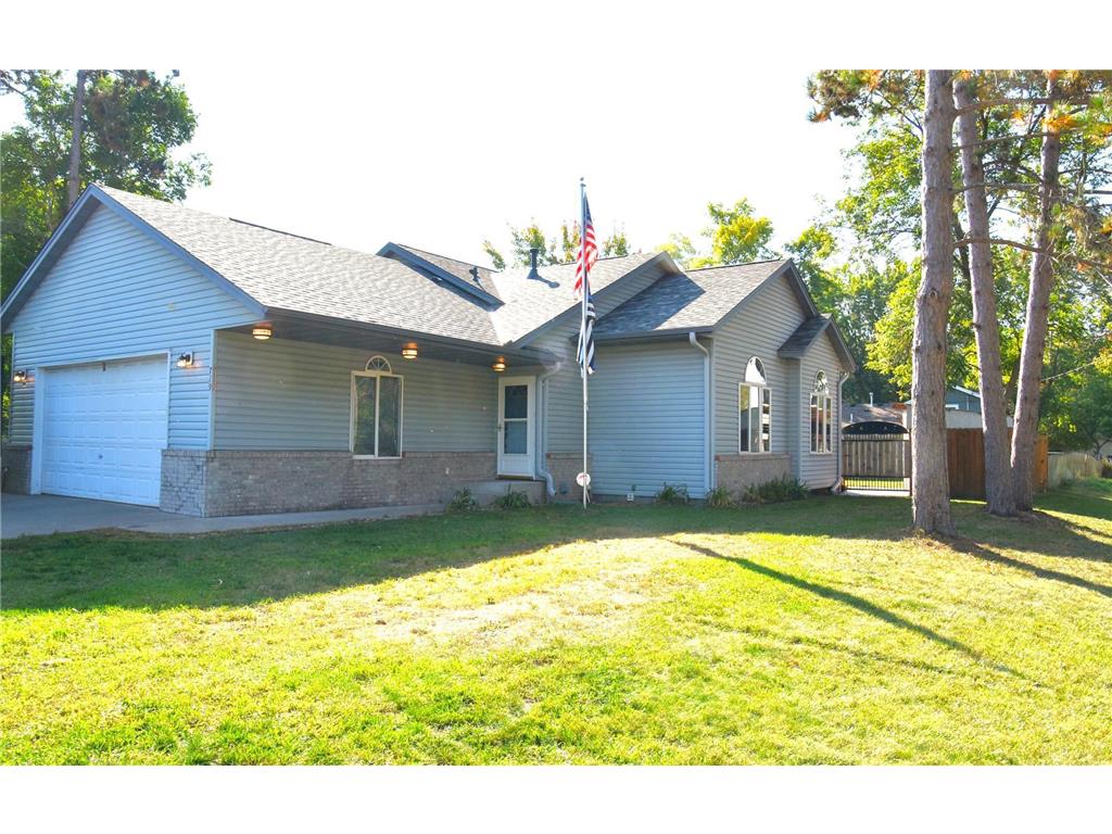 719 Main Street W Isanti MN 55040 6438770 image1