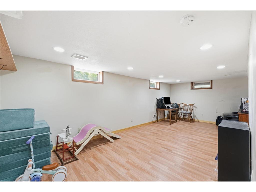 719 N Ramsey Avenue Litchfield MN 55355 7091902 image21