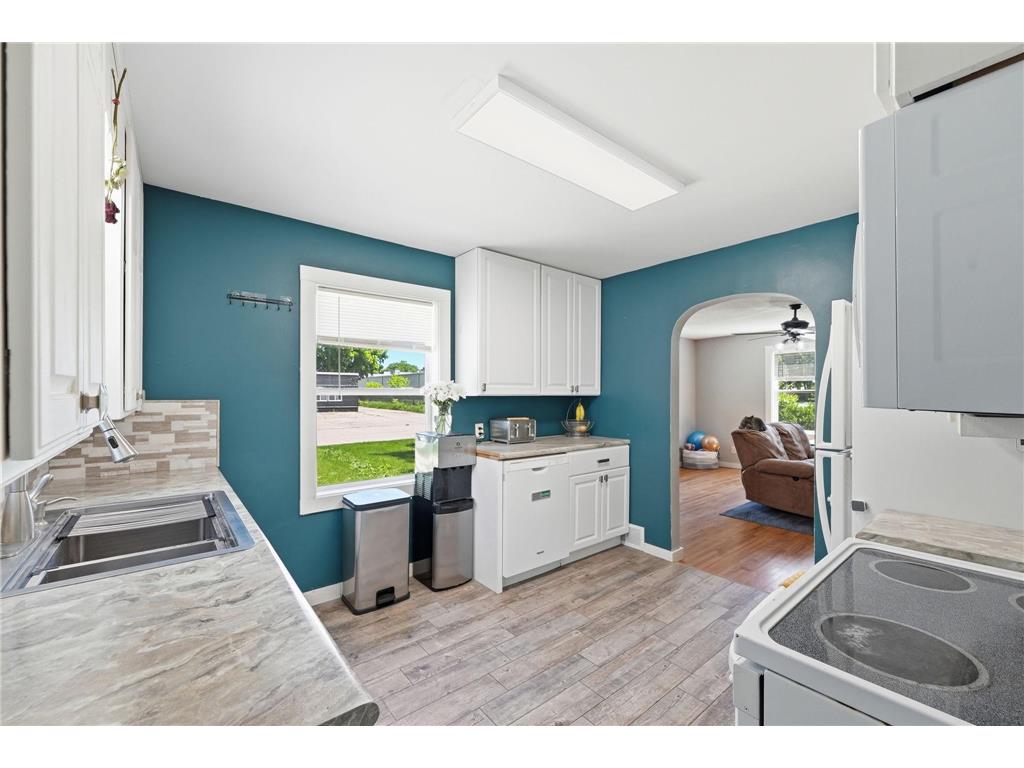 719 N Ramsey Avenue Litchfield MN 55355 7091902 image9