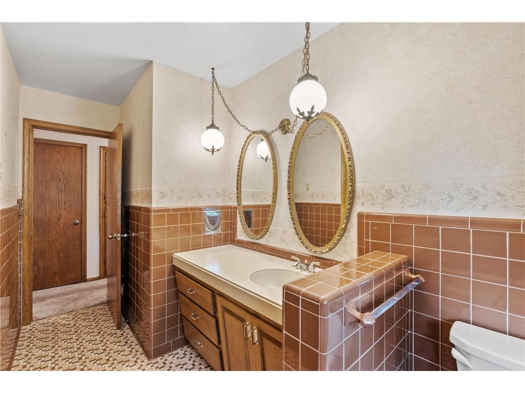719 Park Avenue Hamburg MN 55339 7085235 image39