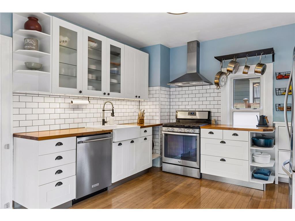 719 Quincy Street NE Minneapolis MN 55413 7076806 image15