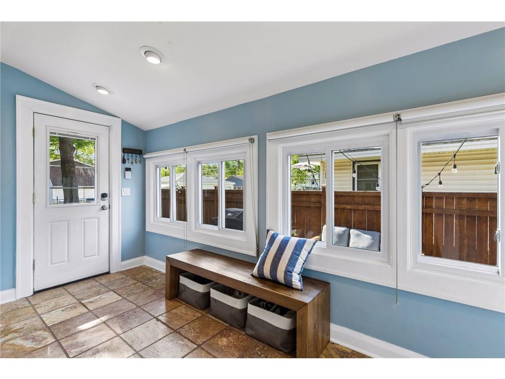 719 Quincy Street NE Minneapolis MN 55413 7076806 image17