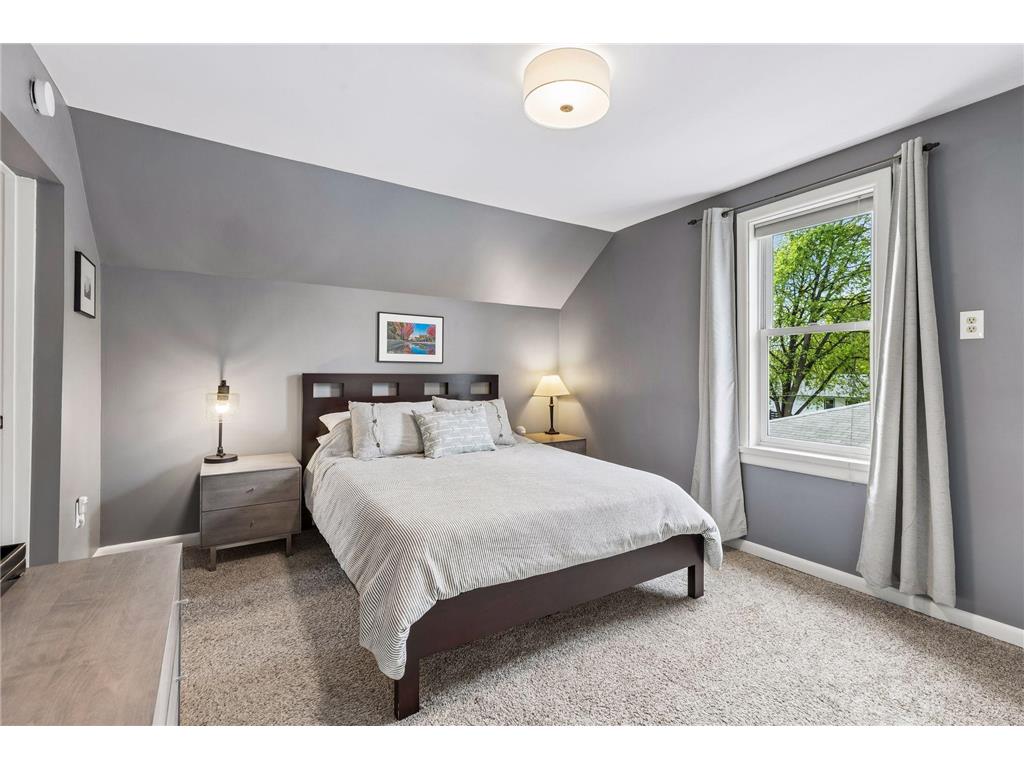 719 Quincy Street NE Minneapolis MN 55413 7076806 image22
