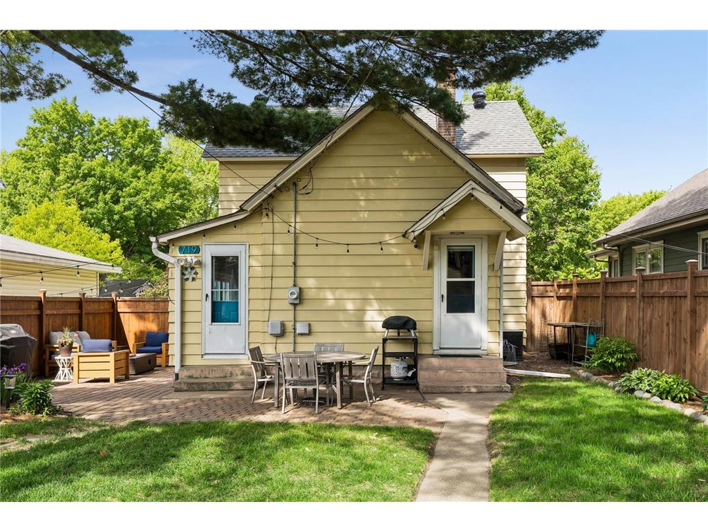 719 Quincy Street NE Minneapolis MN 55413 7076806 image34